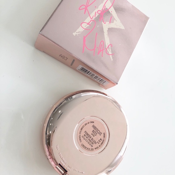 Brand New Mac RiRi Limited Edition powder Blush - Picture 4 of 4